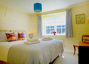 Photo 1- click for photo gallery